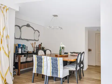 Departamento 4 ambientes con 2 baños