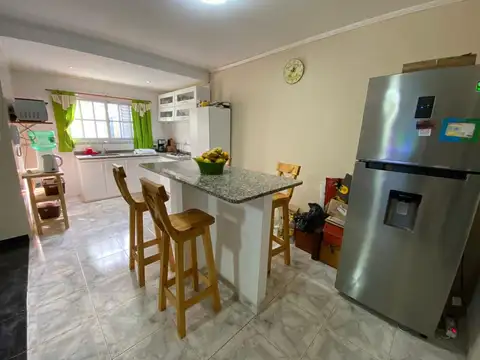 Casa - Venta - Argentina, Lobos