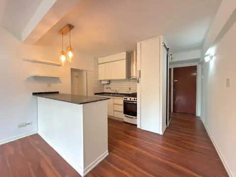 Departamento de 2 y 1/2 ambientes en duplex con balcon