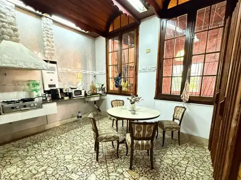 Depto Tipo Casa en Alquiler 60 años