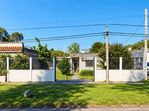 Venta Casa 2 dormitorios Fondo Malvin al Norte