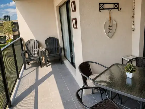 Departamento en Alquiler con 1 cocheras