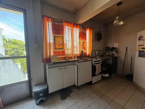 Depto Tipo Casa 4 ambientes con 2 baños