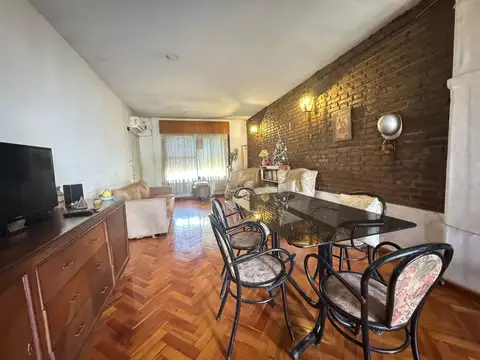 Depto Tipo Casa en Venta de 4 ambientes