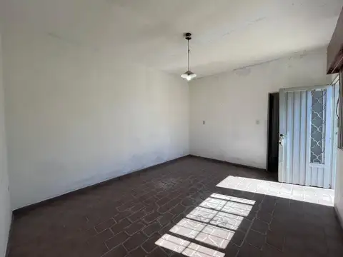 Departamento en Alquiler en Lanús Este, $ 580.000
