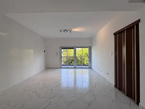 Bahía Blanca 1500, Piso 2