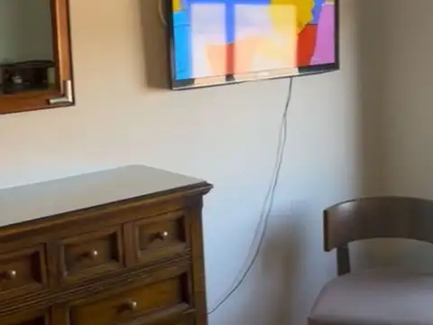 Casa en Alquiler con 1 cochera