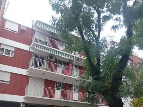 Cochera zona de alta demanda de estacionamiento San Isid
