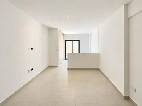 VENTA DEPARTAMENTO 2 AMBIENTES CON BALCON Y PATIO MERLO