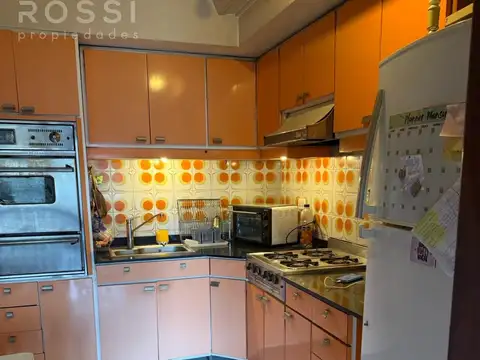 Chalet en venta en Adrogue con pileta