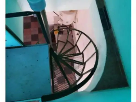 Depto Tipo Casa 2 ambientes con 1 baño