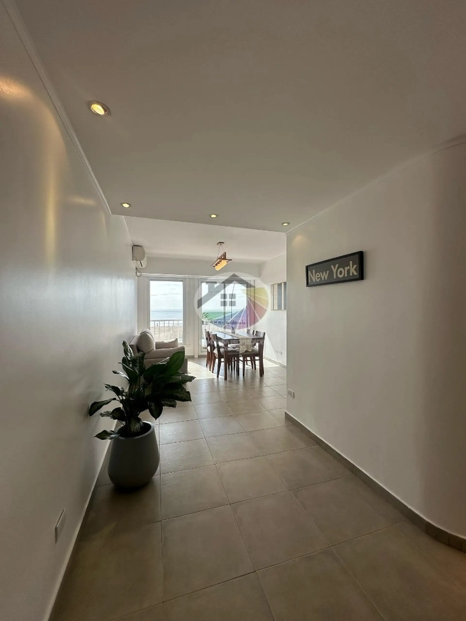 Depto 3 amb, 90m² con 2 cocheras y vista al mar — Centro