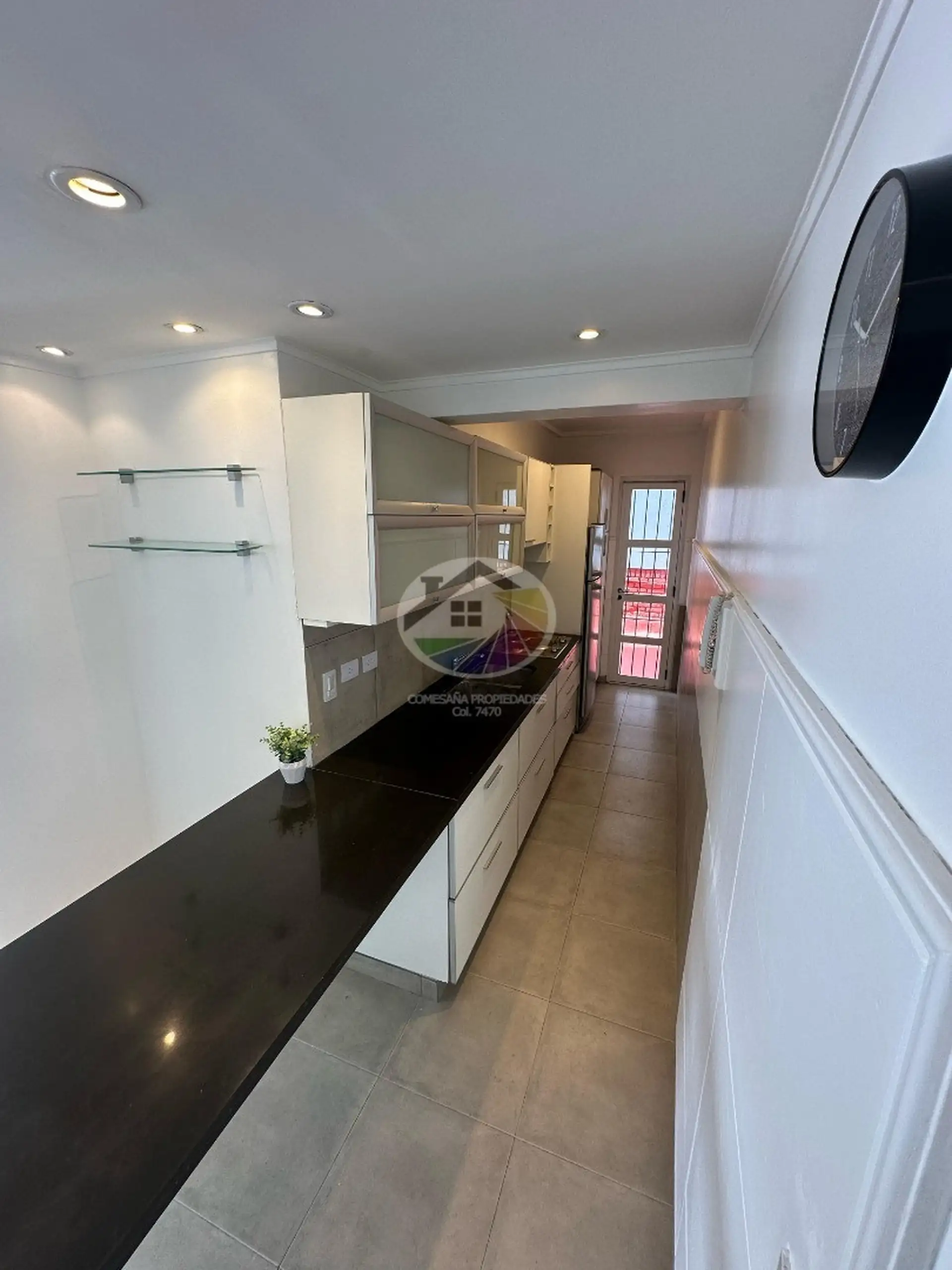 Depto 3 amb, 90m² con 2 cocheras y vista al mar — Centro