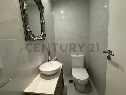 Departamento en Alquiler con 1 cocheras