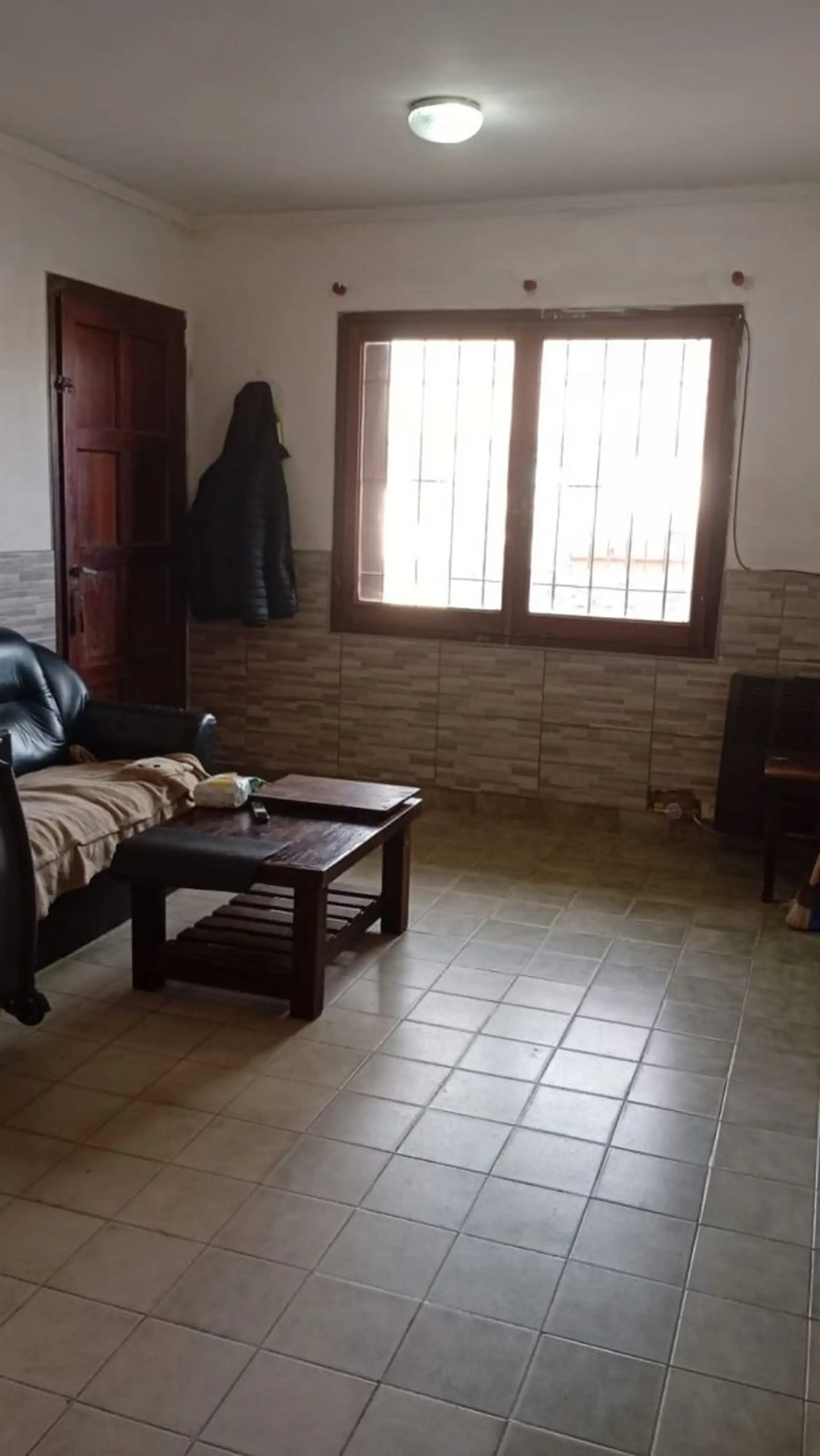 Venta de Casa 3 AMBIENTES en Barrio Etchepare