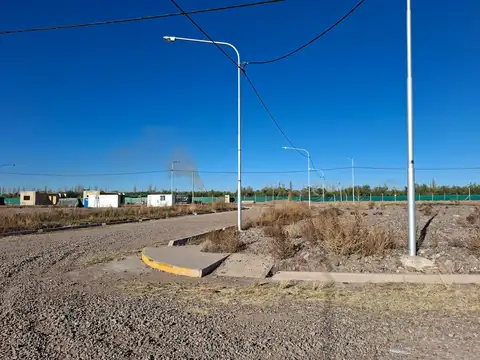 Terreno en Venta en Russell, Maipú