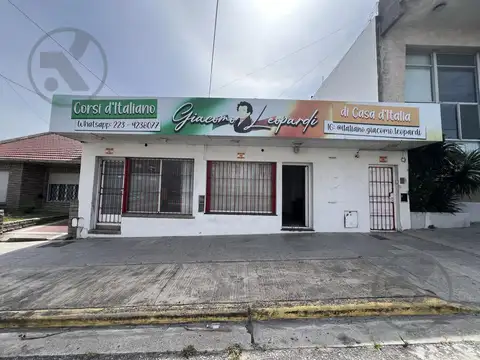 Alquiler comercial de local 120m2 cubiertos sobre Av Edison