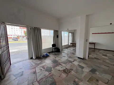 Local en Alquiler en Mar del Plata, $ 2.300.000