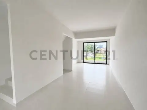 VENTA TRIPLEX 4 AMB CASEROS