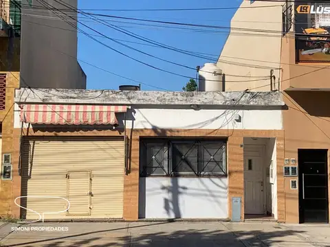 Local comercial con depósito patio y terraza