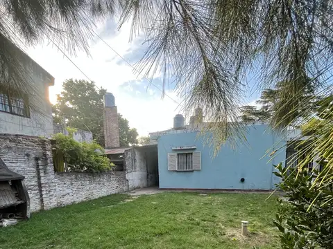 Casa 3 ambientes en venta en Merlo