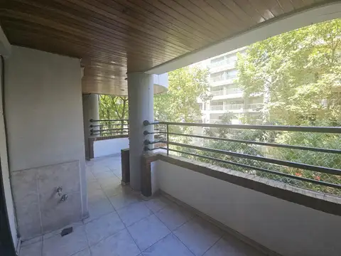 Departamento 5 ambientes con 2 baños