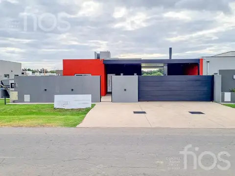 Casa 3 ambientes con 2 baños
