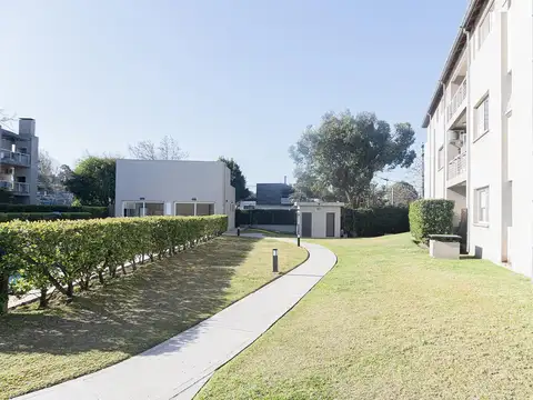 Sargento Diaz  al 200