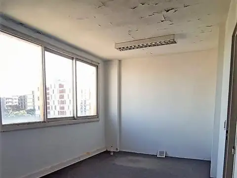 Oficina en Alquiler en Boca, USD 2.600
