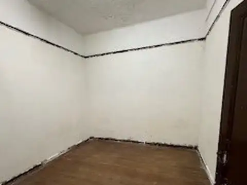 Departamento tipo casa en venta en Villa Devoto