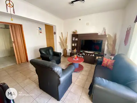 Casa de 3 Dormitorios con cochera - Cereseto 5800 - Las Delicias - Rosario | Venta
