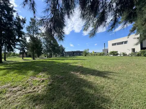 Venta de lote interno en EL CAZAL