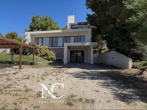 Casa en venta en Costa Esmeralda Golf II con vista al golf