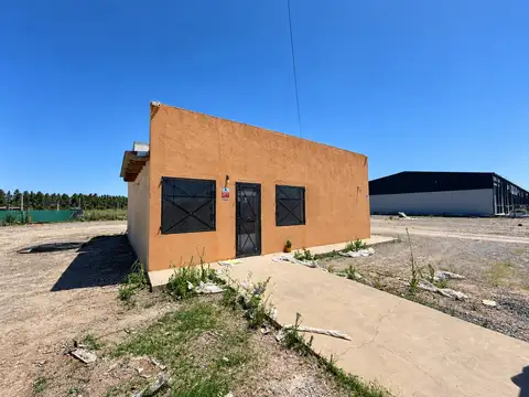 local en Alquiler - ideal para logística, acopio o actividades industriales en Barrio Sakura - Exaltacion de la cruz