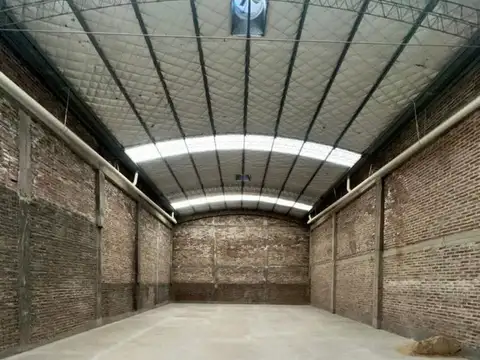 Galpon en Alquiler en Gregorio de Laferrere, $ 1.600.000