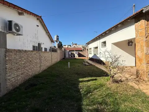 Casa en Venta en Rafael Calzada, USD 100.000