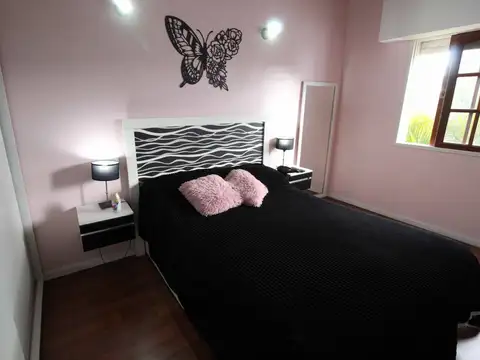 Casa 7 ambientes con 3 baños