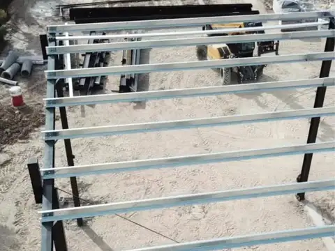 Depósito en venta 180 metros cubiertos complejo cerrado con seguridad