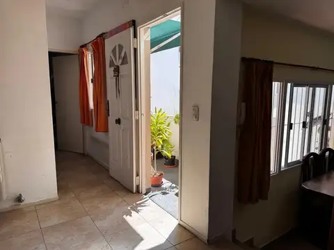 Depto Tipo Casa en Venta 17 años