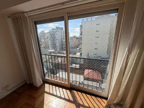 Doblas 800, Piso 6