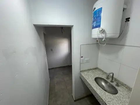 LOCAL EN ALQUILER - 115 METROS TOTALES -  SA DE PADUA
