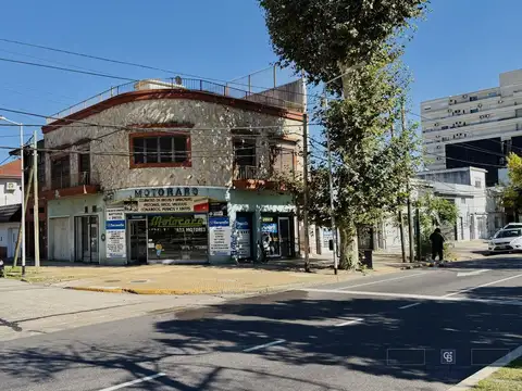 VENTA PH A REFACCIONAR CON TERRAZA QUINCHO Y PARRILLA   COCHERA EN PB EN VILLA DOMINICO