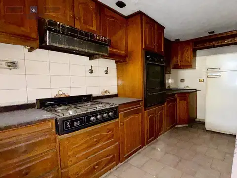 Depto Tipo Casa 5 ambientes con 2 baños