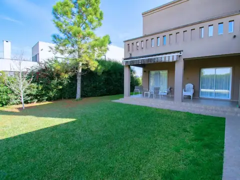 Casa en Venta en Lomas de City Bell