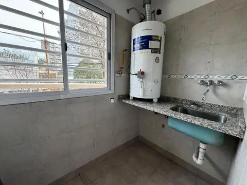 Departamento en Alquiler en Moron, $ 900.000