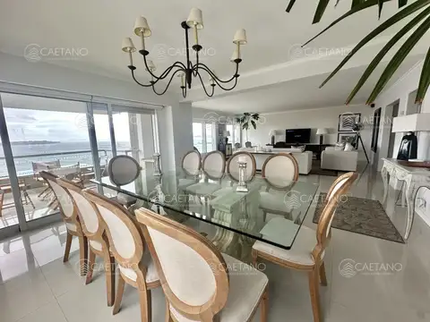 Departamento 4 ambientes con 4 baños