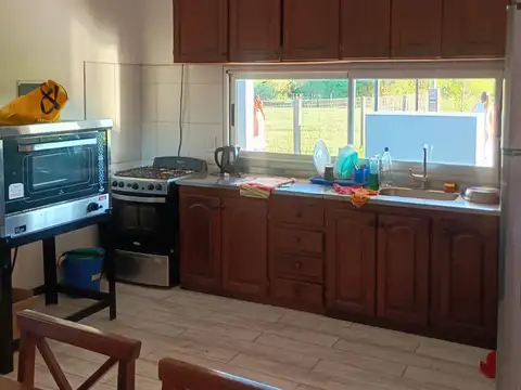 Casa 3 ambientes con 2 baños