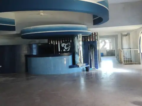 Local en Venta 40 años