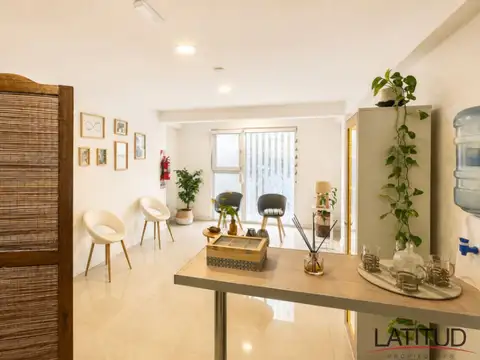 Departamento de 2 Ambientes con Balcón en 12 de Octubre 305