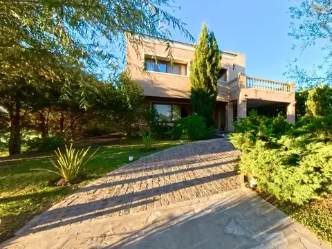 Casa en Puerto Roldan